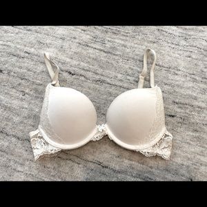 Victoria’s Secret Dream Angels 32B Push Up Bra